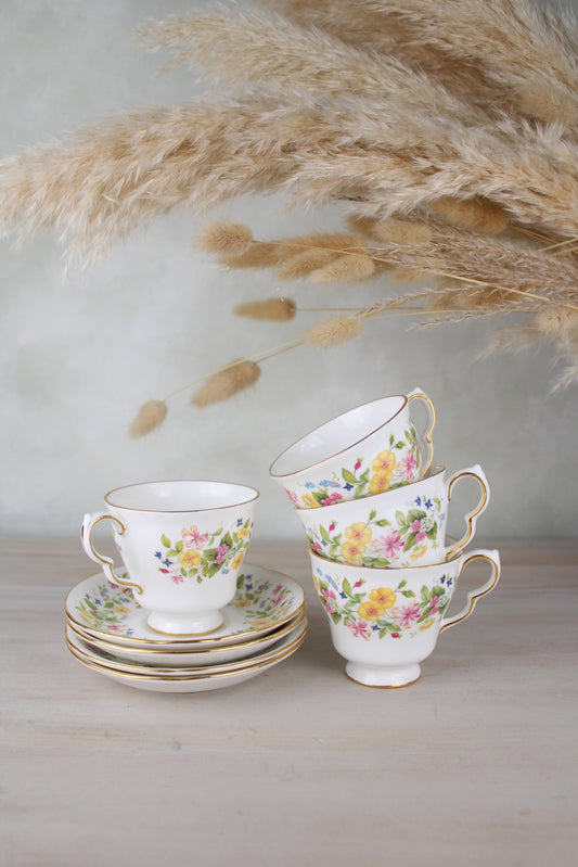 Set of 4 Colclough Hedgerow Wildflowers Teacup and Saucers