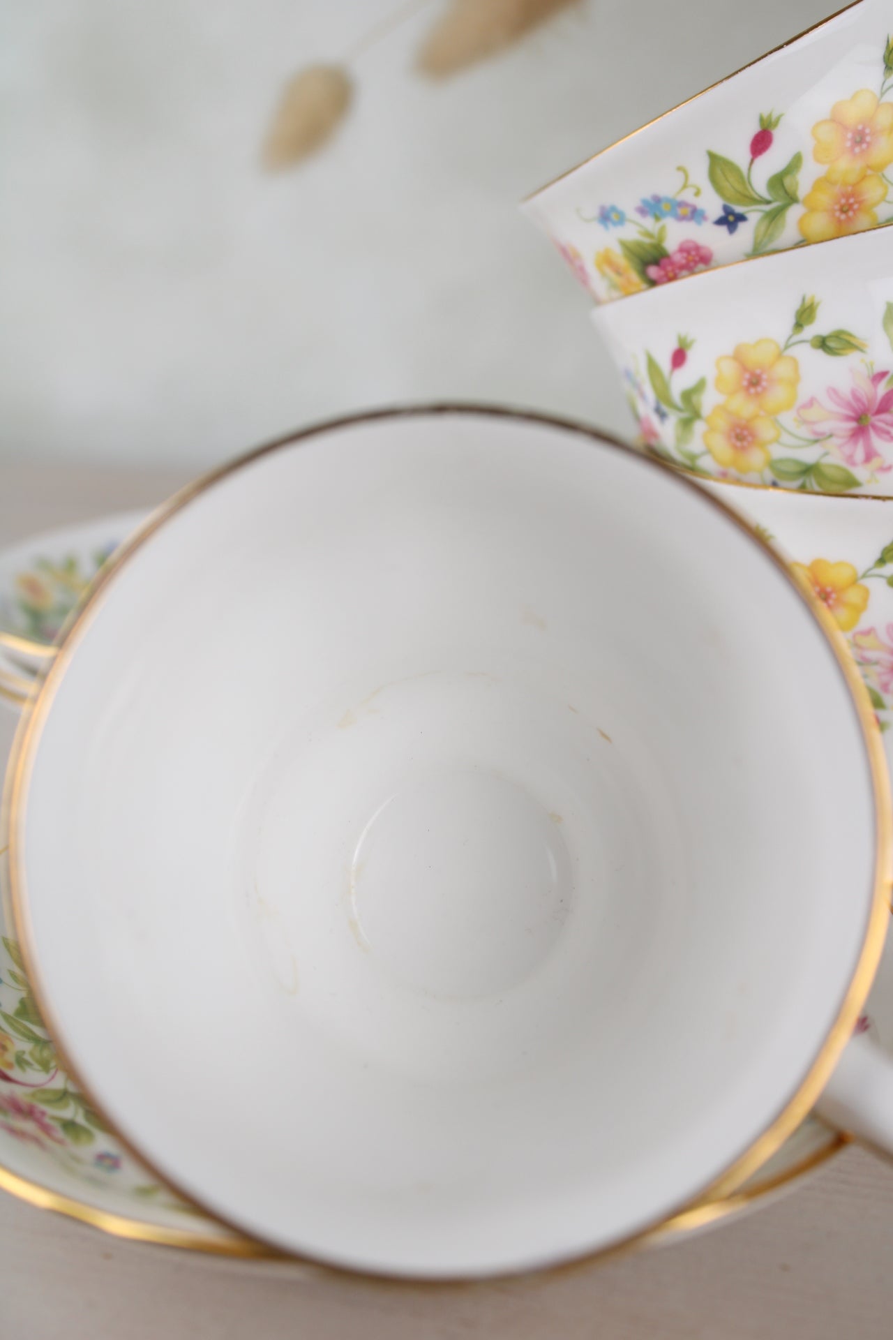 Set of 4 Colclough Hedgerow Wildflowers Teacup and Saucers