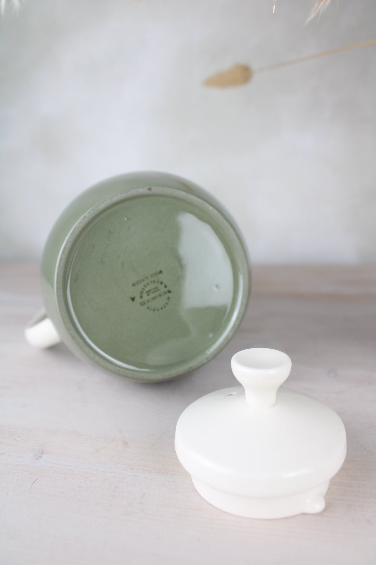 Wedgwood Moss Green Coffee Pot and Milk Jug