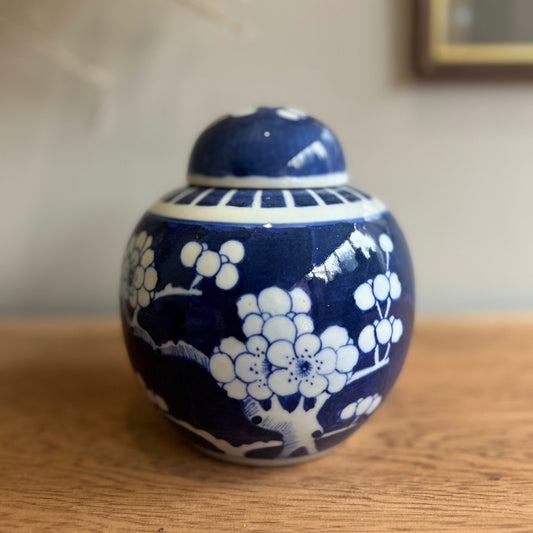 Chinese Dark Blue & White Hawthorn Prunus Ginger Jar