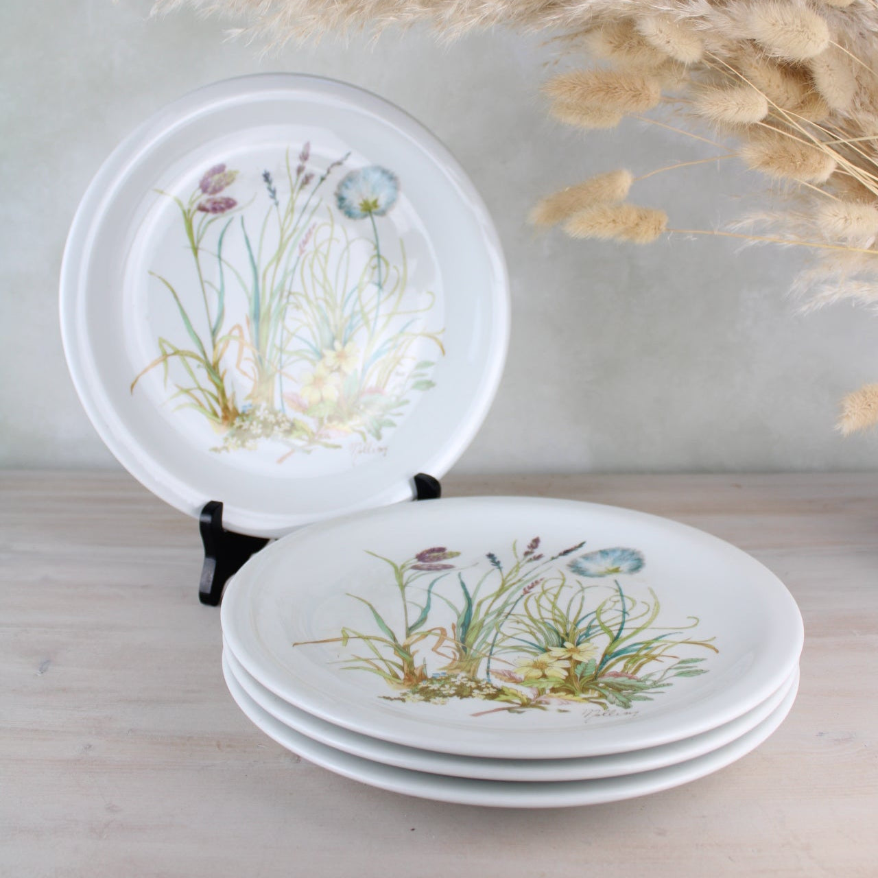 Set of 4 Pillivuyt France Vintage Dinner Plates