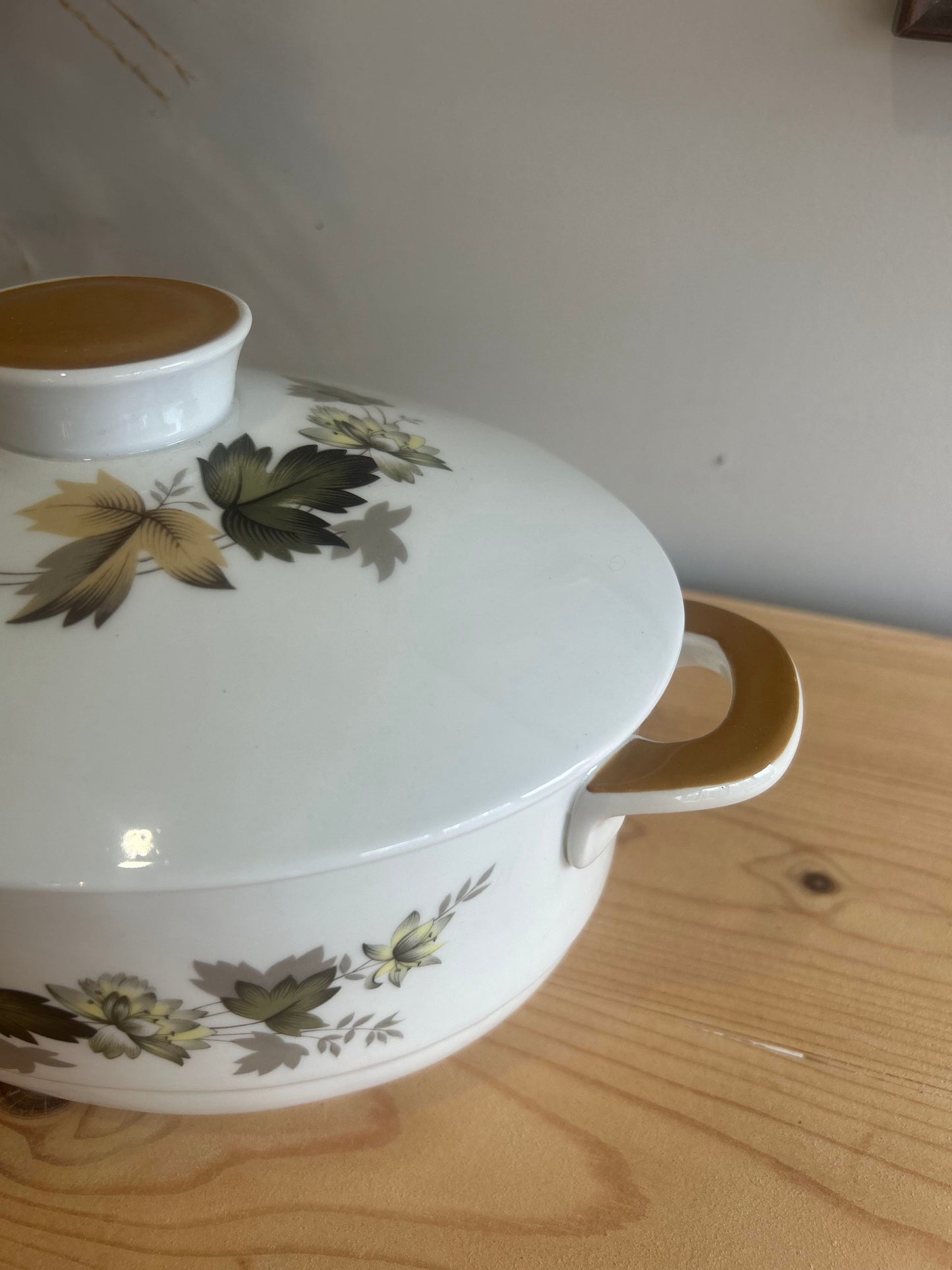 Royal Doulton Oval Casserole Serving Dish with Lid