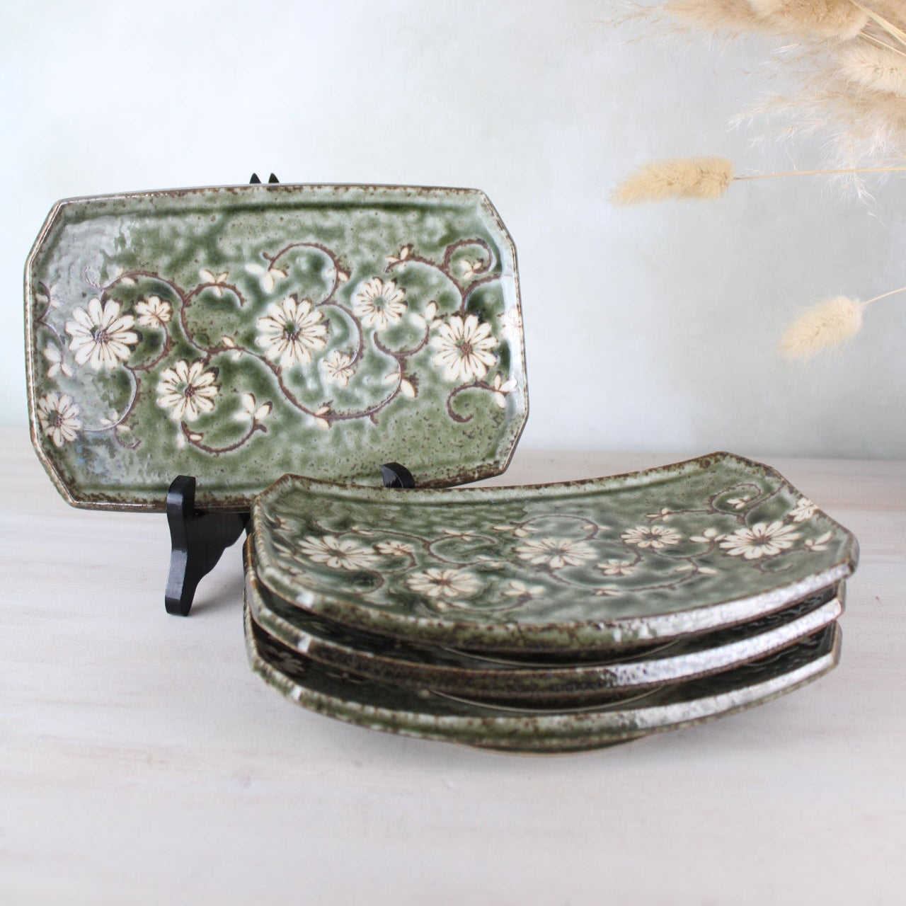 Set of 4 Japanese Rectangle Flower Plates
