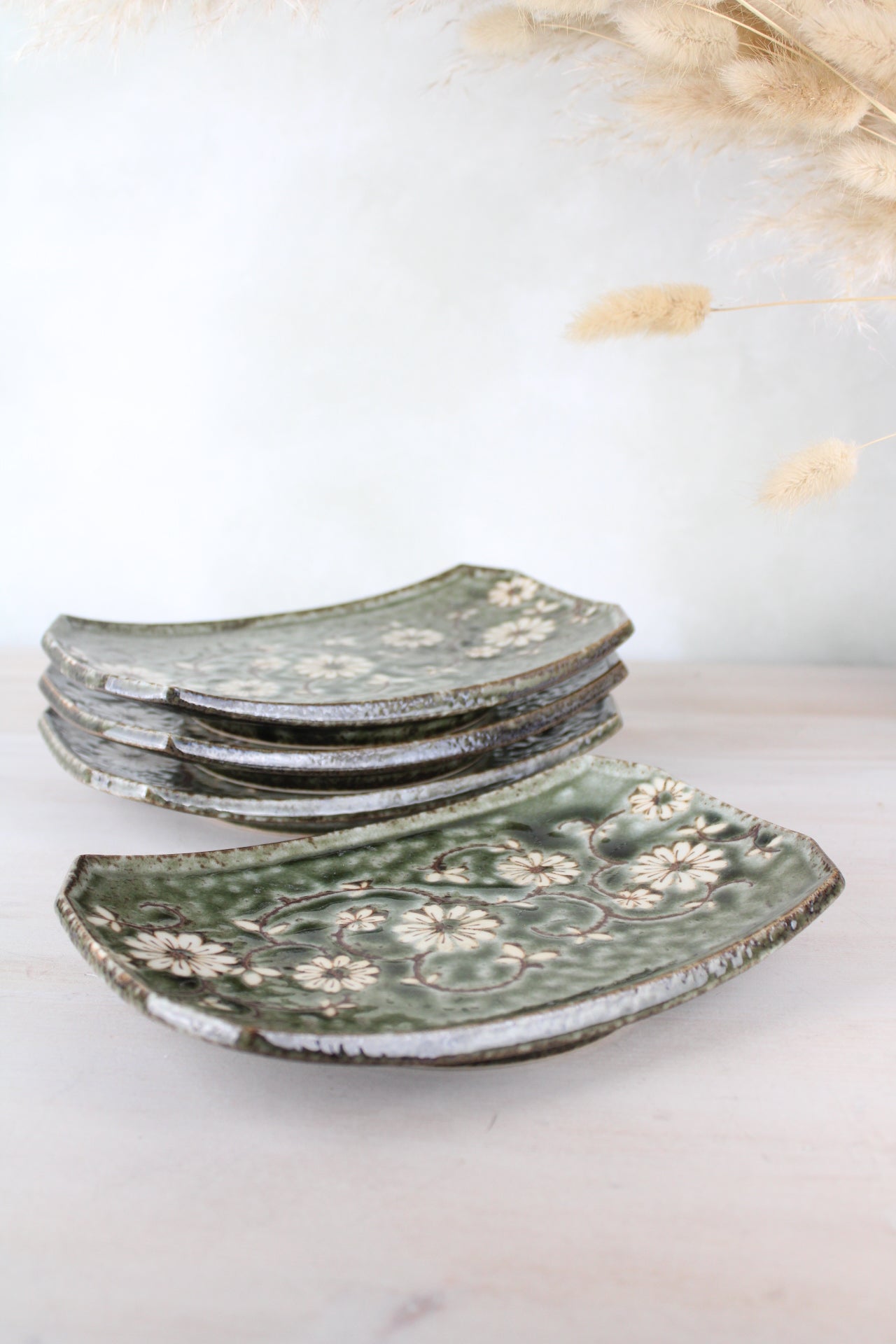 Set of 4 Japanese Rectangle Flower Plates