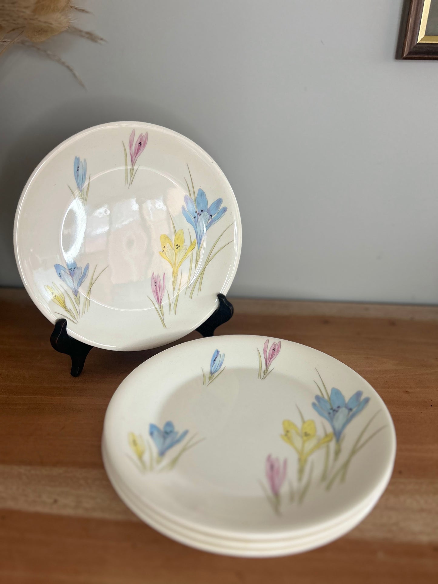 Set of 4 Vintage Norwegian Figgjo Flint Crocus Pattern Side Plates