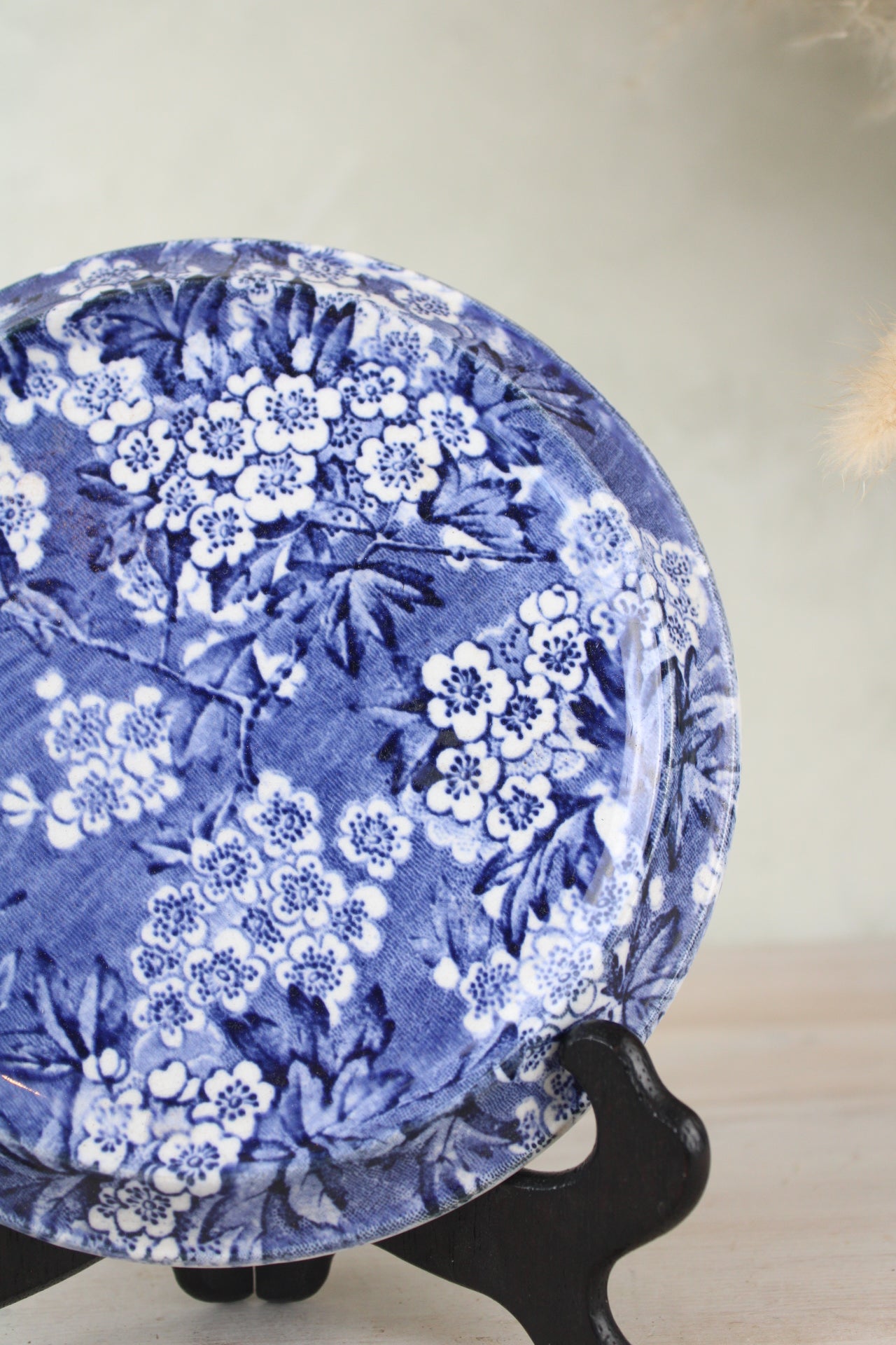 Blue and White Floral Pot Stand Plate