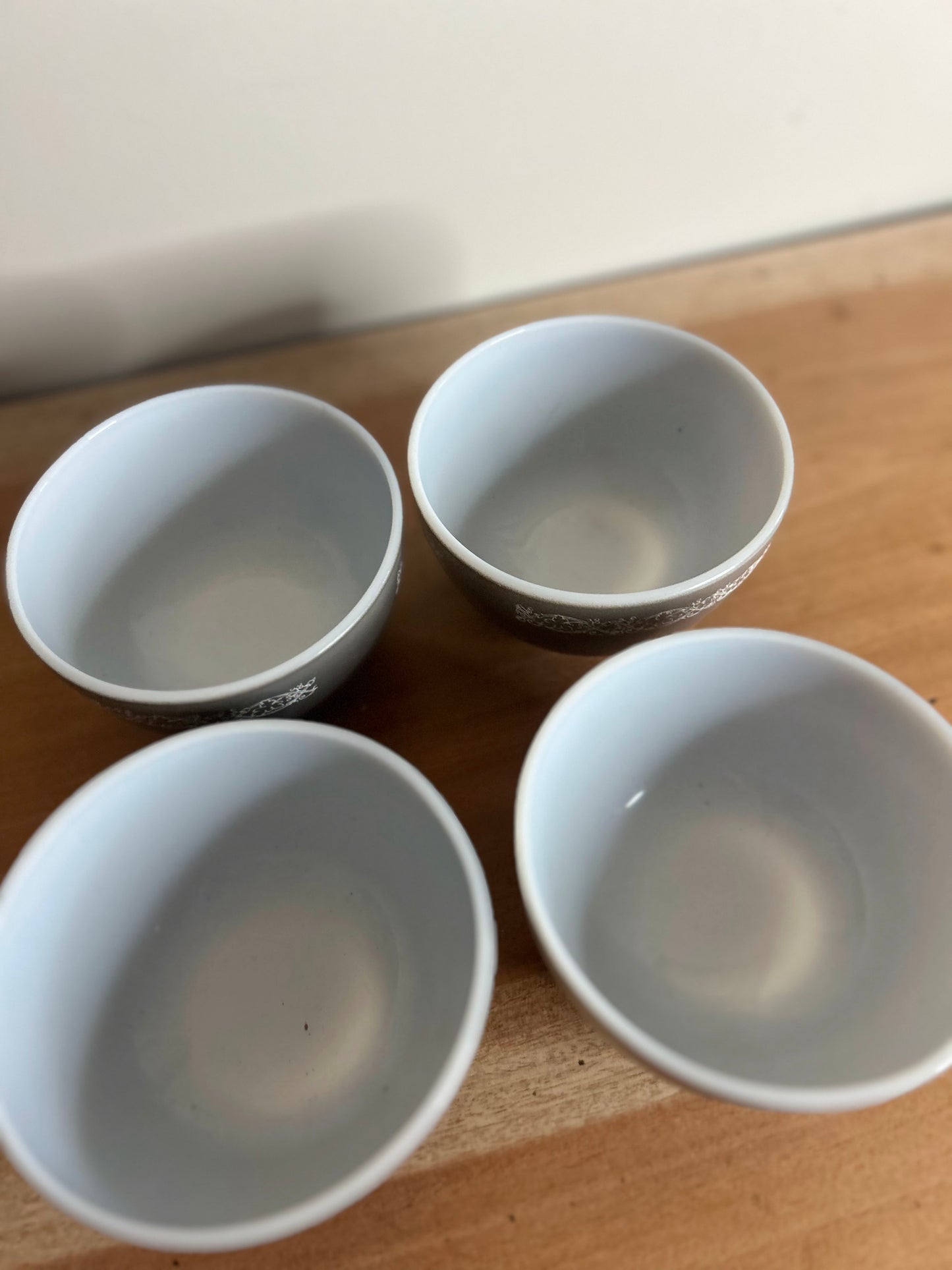 Set of 4 Vintage JAJ Pyrex Small Grey Bowls