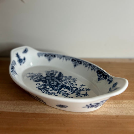 Royal Worcester Hanbury Casserole Dish in Blue and White floral Design