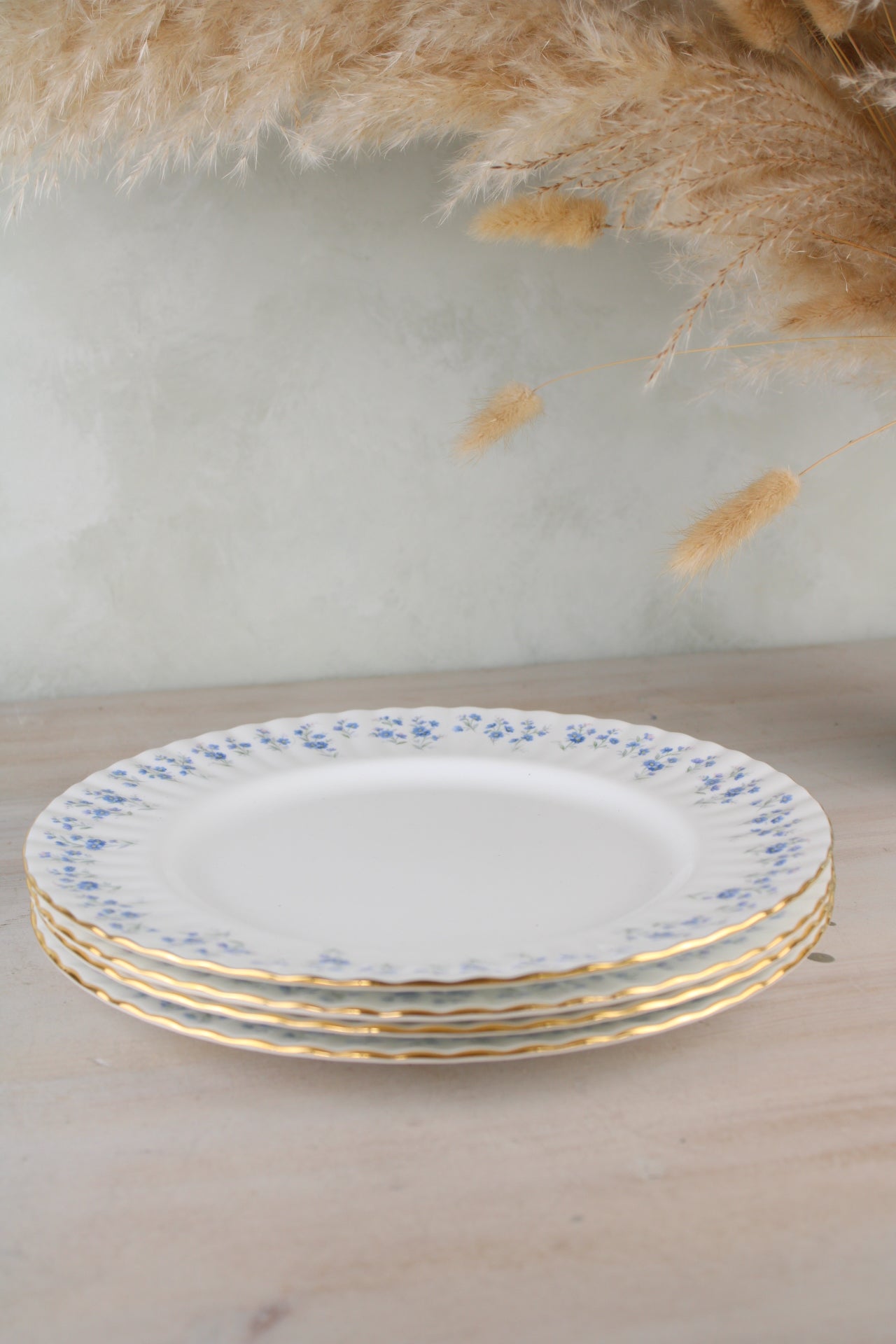 Set of 4 Royal Albert Memory Lane Dinner Plates