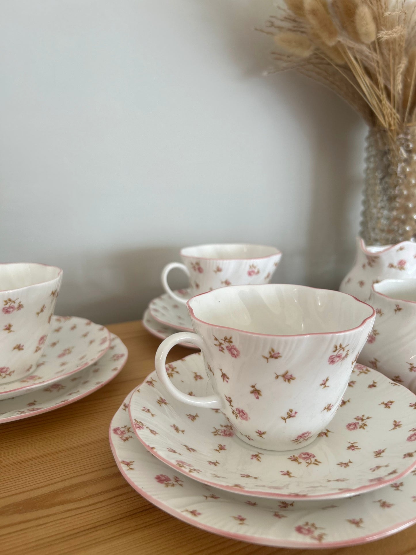 Queens Fleur Fine Bone China Tea Set in Pink Floral Design