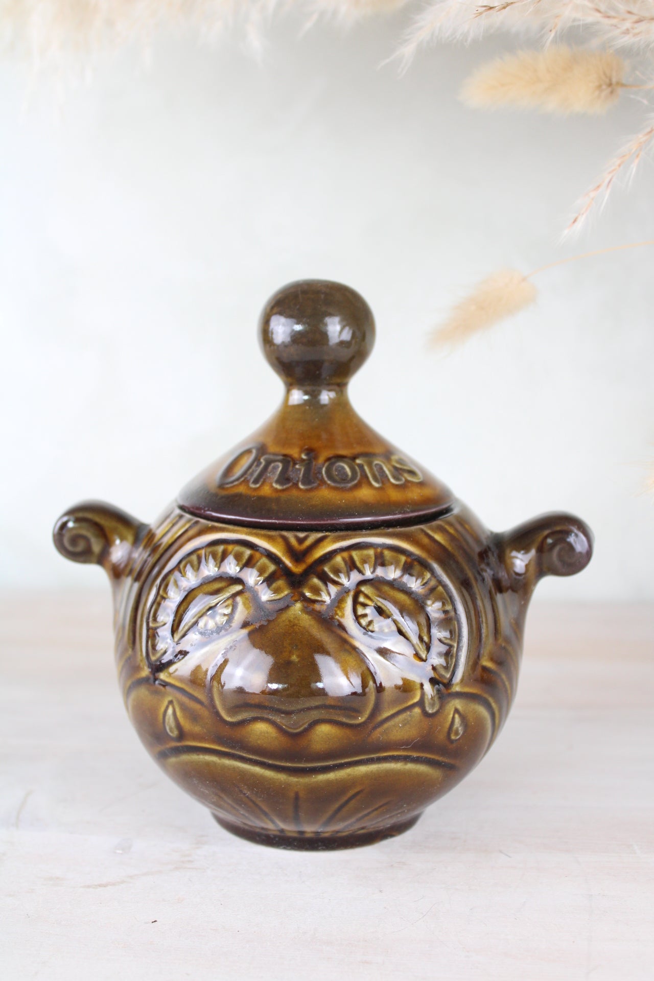 Sadler Onion Jar