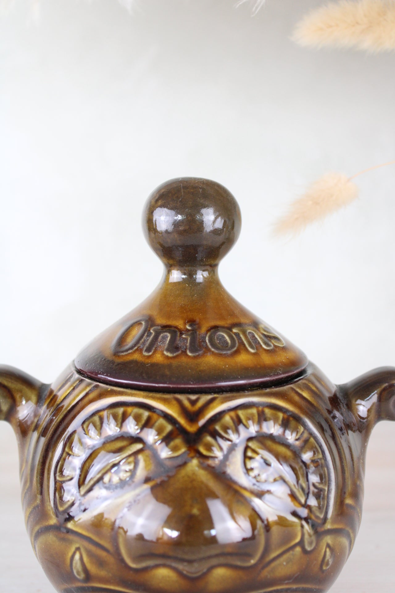 Sadler Onion Jar