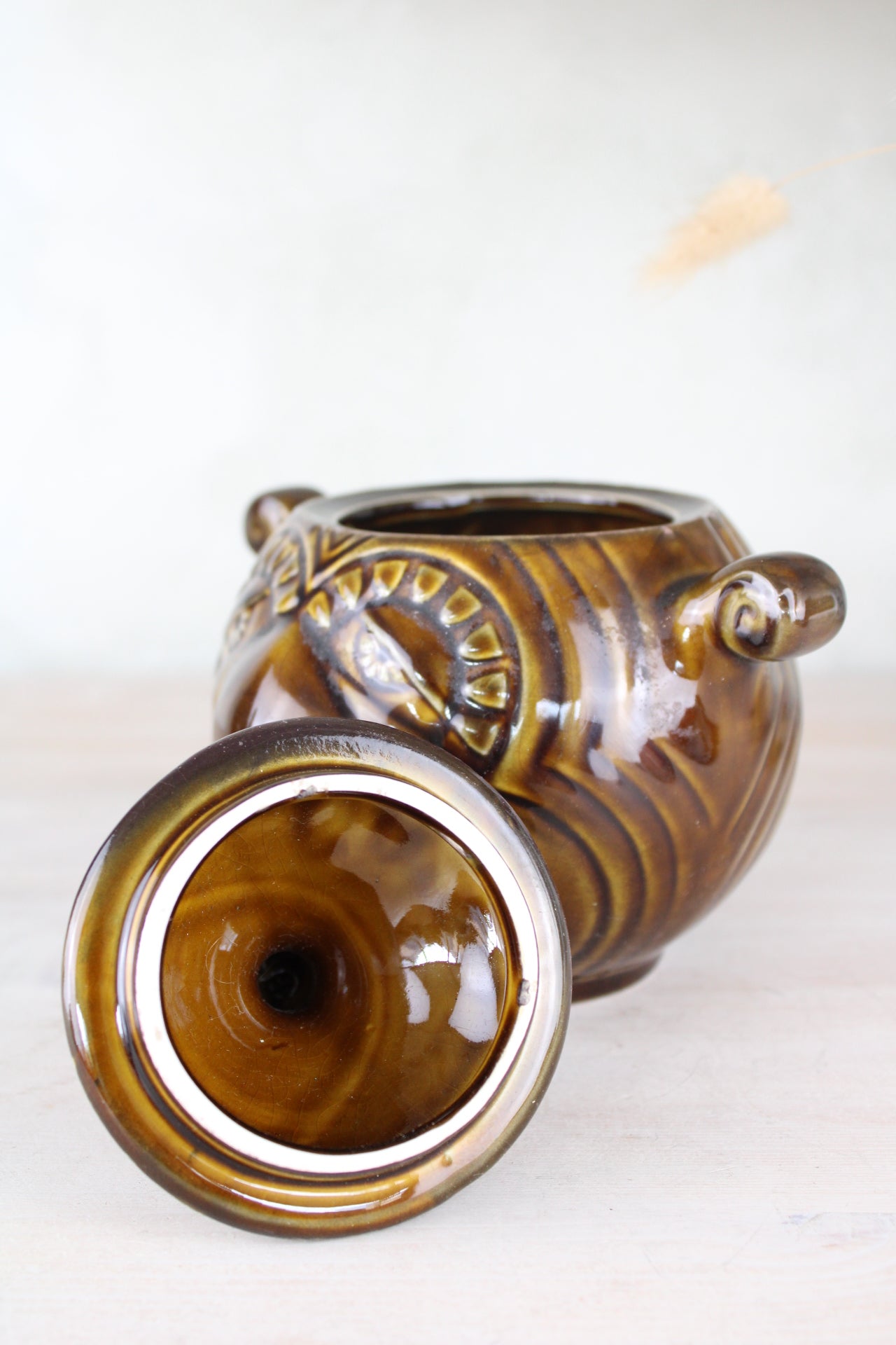 Sadler Onion Jar
