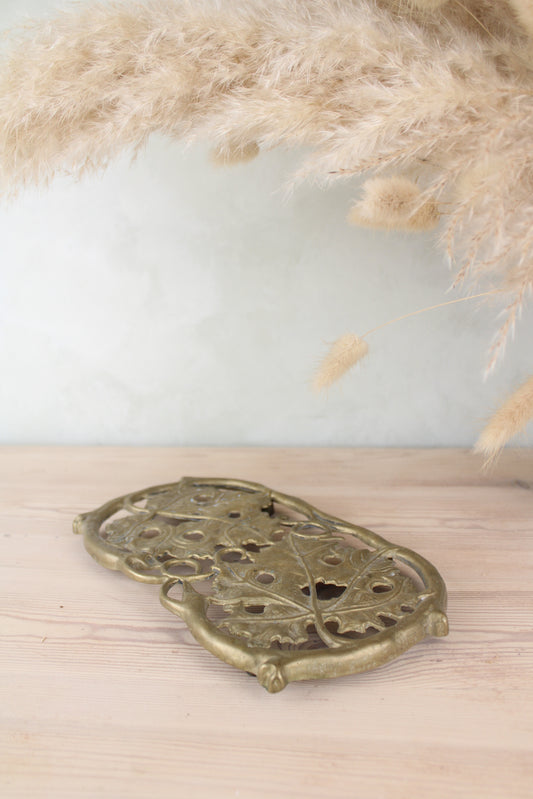 Brass Leaf Design Pot Stand