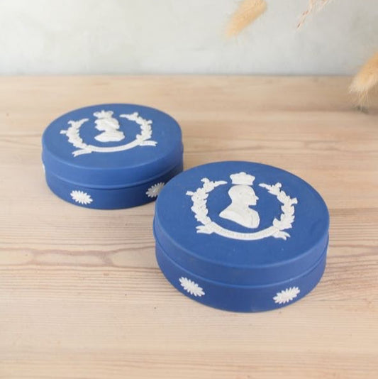 Pair of 1953 Wedgwood Jasperware Royal Blue Coronation Pots